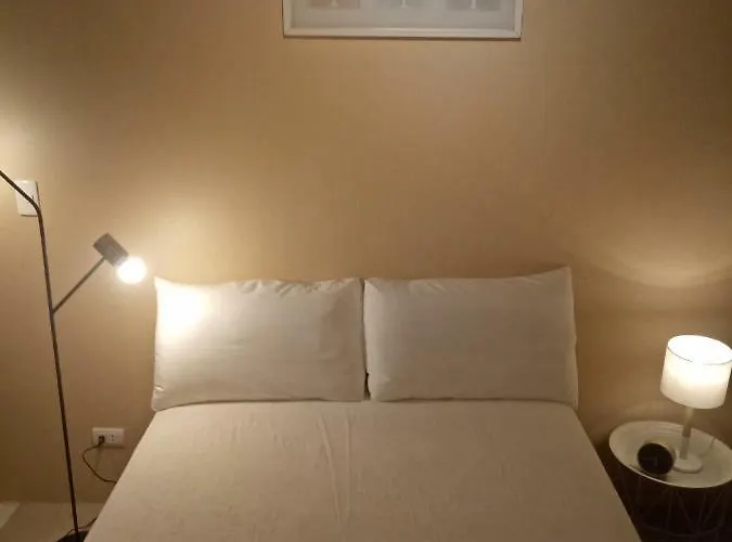 Uptown Mall Area Bonifacio Apartment *