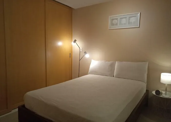 Uptown Mall Area Bonifacio Apartment *