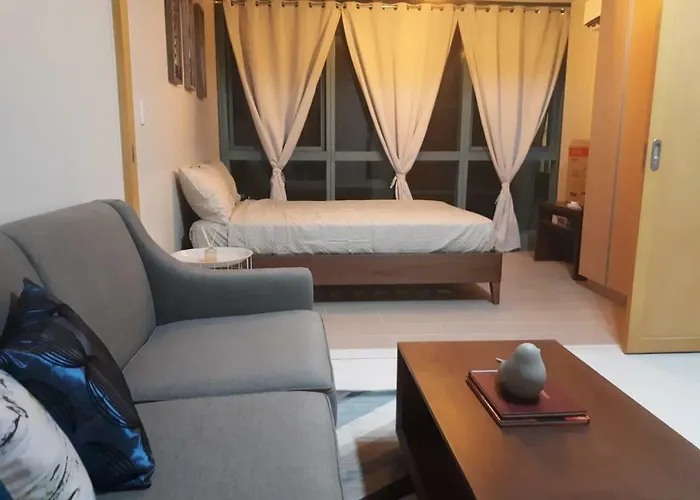 Apartment Uptown Mall Area Bonifacio
