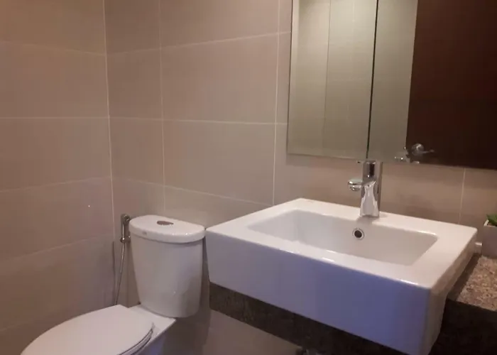 Uptown Mall Area Bonifacio Apartment Manila