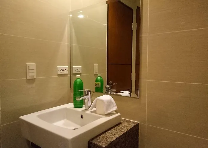 Apartment Uptown Mall Area Bonifacio *