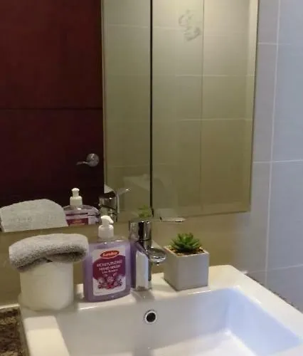 Uptown Mall Area Bonifacio Apartment