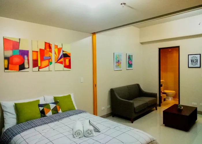 Apartment Uptown Mall Area Bonifacio Manila