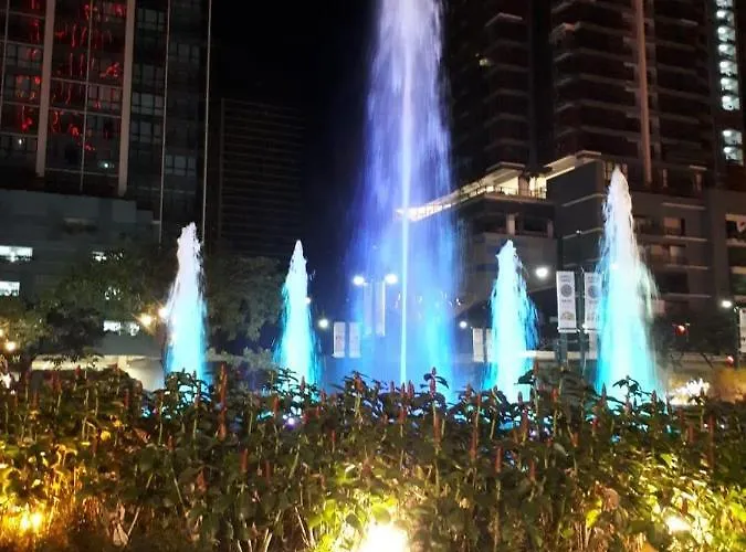 Uptown Mall Area Bonifacio Apartment *